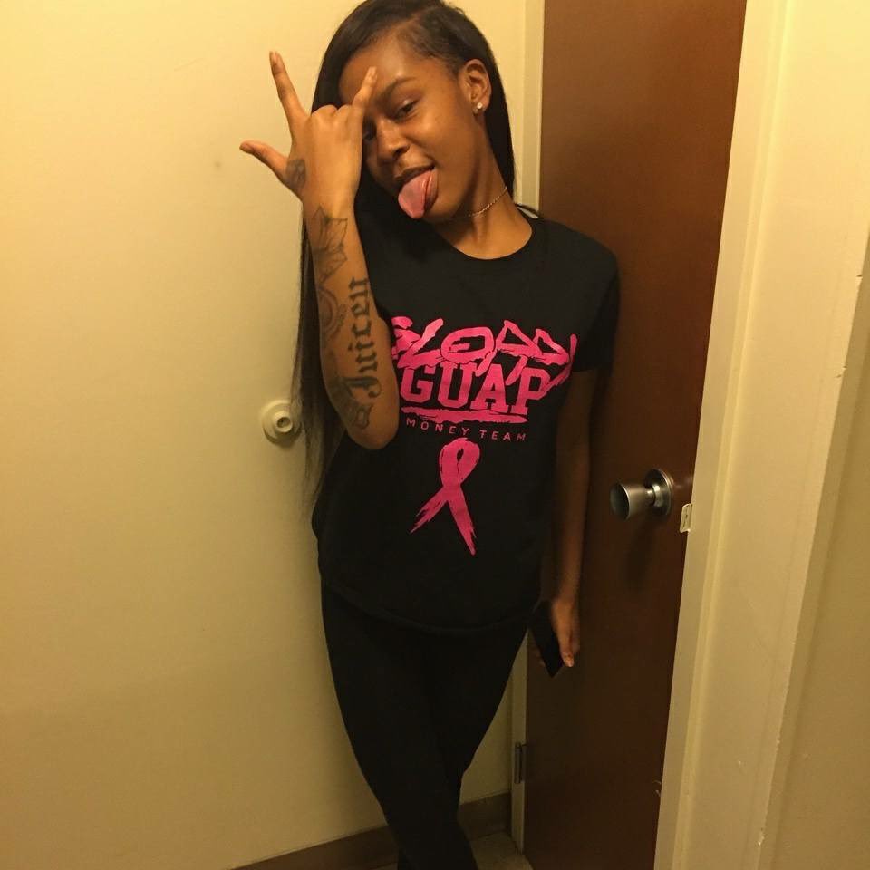 RealYungKing's tweet photo. #RIPDEEDEE Love you lil one ❤️💯 https://t.co/HR0DpD1mqR