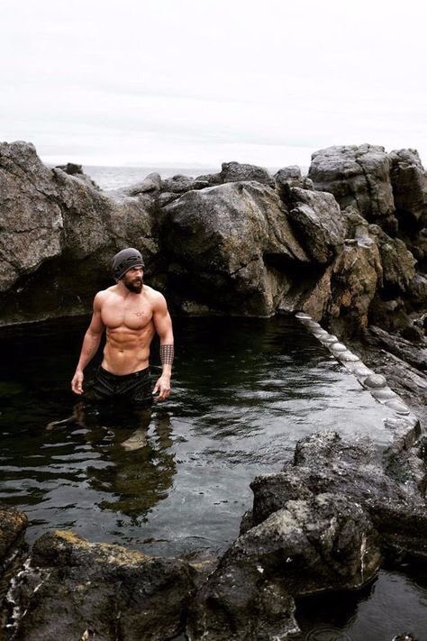 Stpstm's tweet photo. ในส่วนของหุ่นพี่เจนั้น..

น้องจะไม่พูดเยอะ เจ็บคอ 🤦🏻‍♂️🖤

#Aquaman #ThurOrm https://t.co/ij0o1lUApY