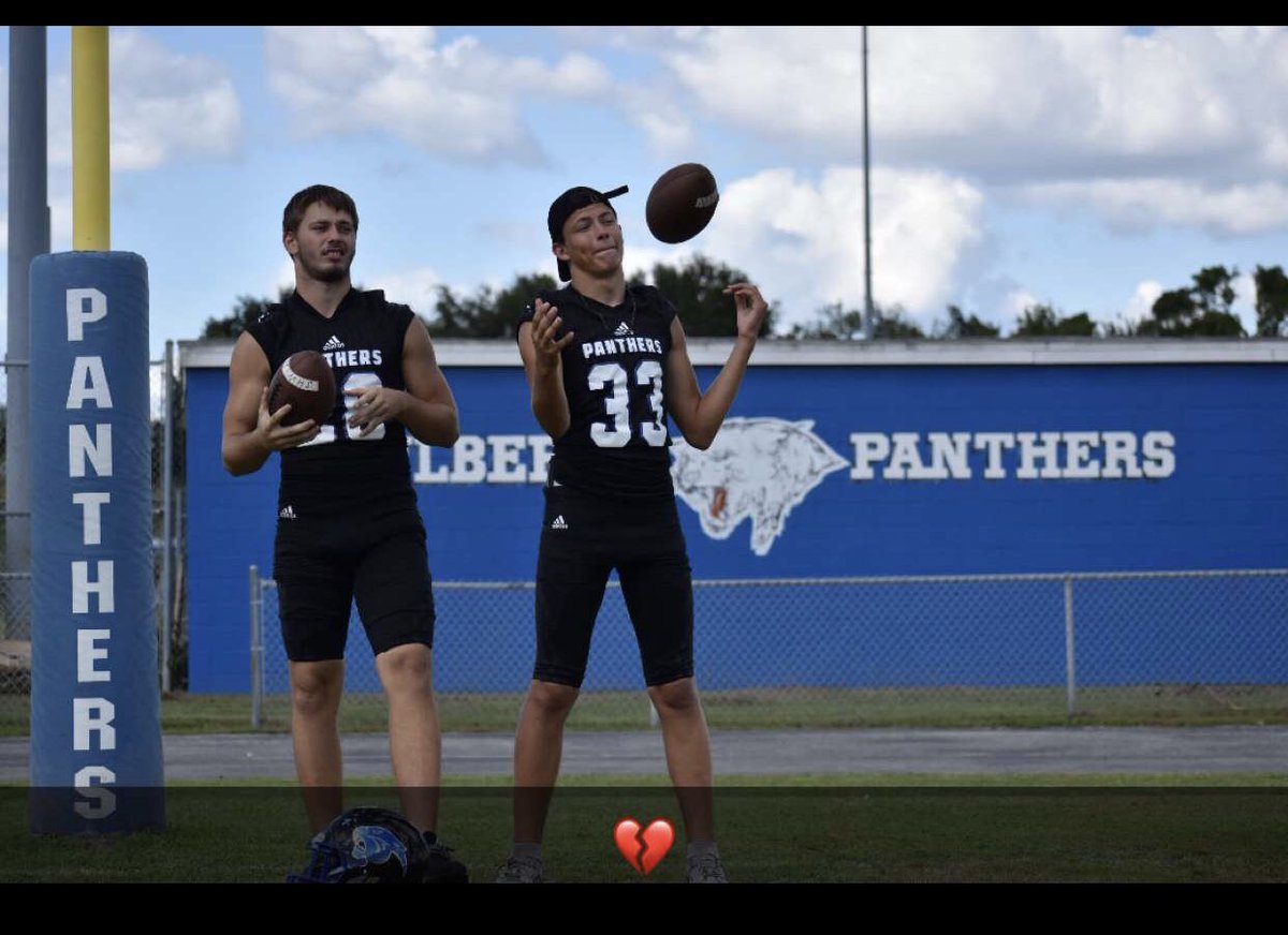 9300Quon's tweet photo. rest in paradise y’all boys 🕊🖤 https://t.co/VprxG0rVBI