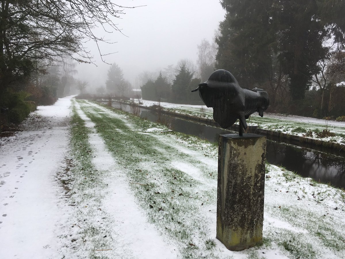 Fijne winterwandeling op het mooie ⁦@ParkDijkzicht⁩ .  Voor iedereen in ⁦<a href="/NieuweKern/">NIeuweKern_groen_wonen_naast_volkstuinen</a>⁩ ⁦<a href="/Ouder_Amstel/">Gem. Ouder-Amstel</a>⁩ ⁦<a href="/MarianvdWeele/">Marian van der Weele</a>⁩ ⁦<a href="/vvdouderamstel/">VVD Ouder-Amstel</a>⁩