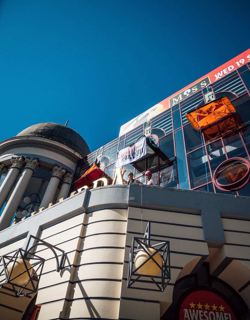 Pikejwt's tweet photo. Extreme sleepout night six. A rather surreal night camped right against the glass frontage of the iconic Alhambra theatre in Bradford. Wonderful place and incredible welcome. @PhoebeRSmith @centrepointuk @figure_nine #extremesleepout @BradfordTheatre https://t.co/VRAmt96YCp