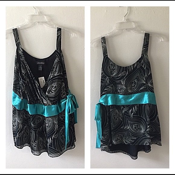 pepper1082's tweet photo. So good I had to share! Check out all the items I'm loving on @Poshmarkapp #poshmark #fashion #style #shopmycloset #lanebryant: https://t.co/01KTeuedPP https://t.co/1VmW80wsPN