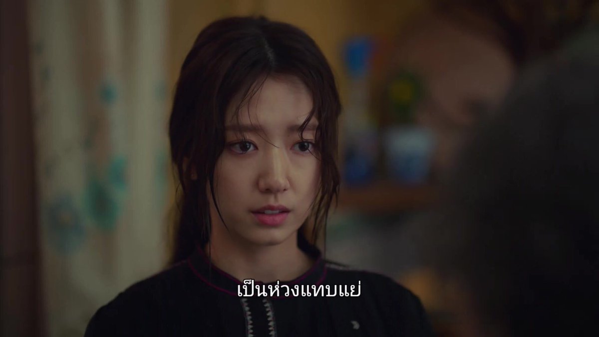 Gatoonmonpark's tweet photo. ยิ่งดูยิ่งชอบชินฮเยอะ สวยมาก เปียกก็สวย วิ่งก็สวย ร้องไห้ก็สวย ฮือออออออ ละตัวเล็กนิดเดียวเอง ชุดเข้าฉากก็งานดีทุกชุดเลย ประทับใจ มองเพลินมาก💕
#NetflixAlhambra #MemoriesoftheAlhambra https://t.co/gMS64DjrEY