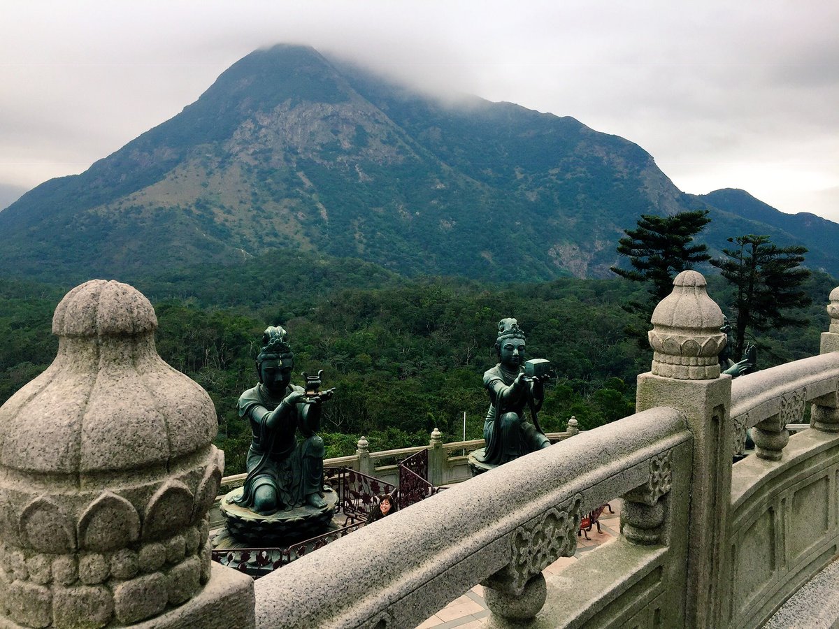 DrJonesWales's tweet photo. Truly breathtaking #PoLinMonastery #TianTanBudda #BigBudda #LantauIsland https://t.co/5ZZ4k3DHQj