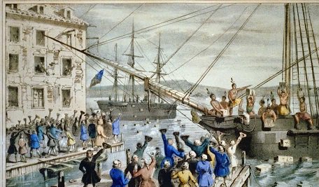 ConstitutionCtr's tweet photo. #OnThisDay in 1773, a group of Colonists destroyed a large British tea shipment in Boston harbor.

Learn more about the Boston Tea Party: https://t.co/rGRFPQjMt8 https://t.co/zraBcH9TRE
