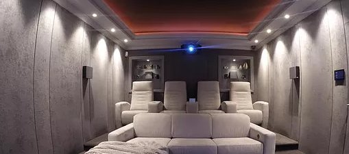 Did you know?  The showroom at <a href="/bespoke_cinemas/">Bespoke Home Cinemas</a> is also available for demonstrations, CPD training with Architects, corporate event hire, business networking events and meetings. Call to book an appointment #Harrogatehour 0113 2660101