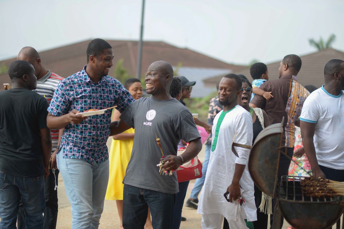 Ashesi's tweet photo. A huge welcome to all the families and friends of our staff and faculty! We're glad to have you on campus today!!! #atAshesi https://t.co/4g86pfrCkY