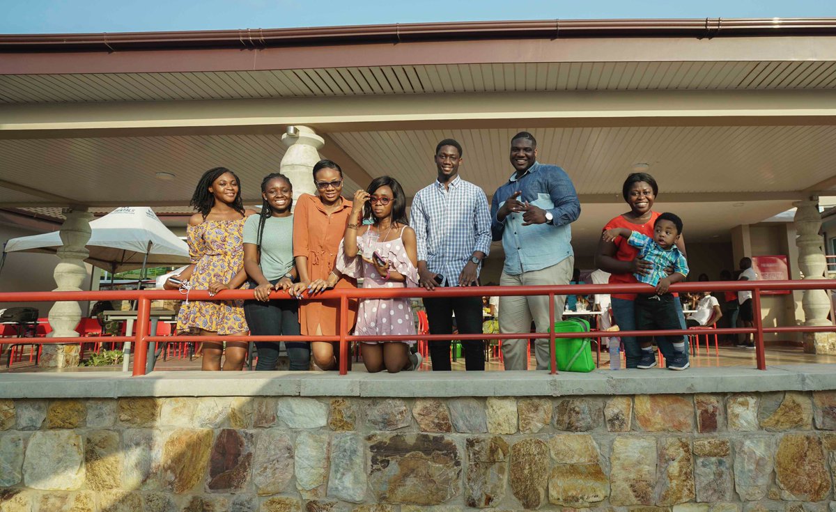 Ashesi's tweet photo. A huge welcome to all the families and friends of our staff and faculty! We're glad to have you on campus today!!! #atAshesi https://t.co/4g86pfrCkY