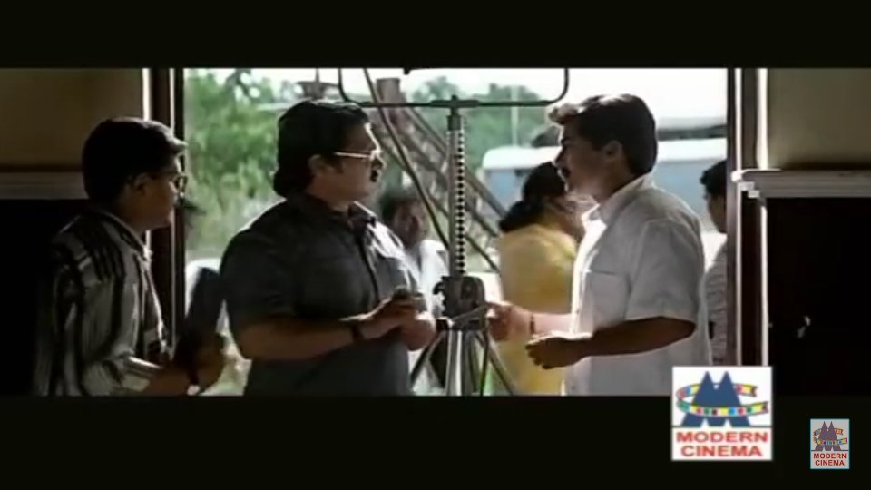 Inthiqab93's tweet photo. Watched "Poovellam Ketupar" just for @ActorKaranOffl annas blistering cameo, what a screen presence and Charisma 🔥🔥❤ @UnitedKaranians @KaranianDa #Karan #KaranArmy #shroov https://t.co/US8L9899ZB