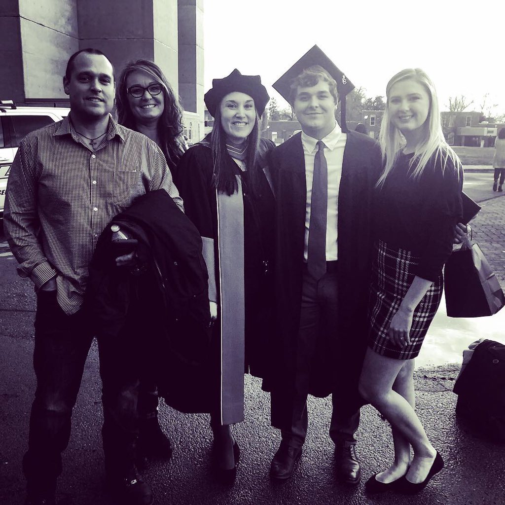 mtsu_religion's tweet photo. Congrats to yesterday’s graduates! #mtsu #mtsu18 #mtsugrad #mtsureligion #mtsureligionalumn https://t.co/oCWWBS6nDe