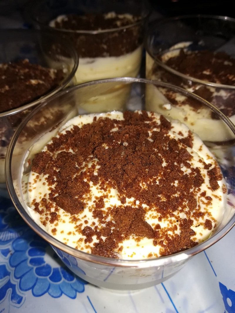lorena_pisano's tweet photo. Crema al mascarpone e pan di stelle per un dessert super goloso... ๐
#dessert #dessertporn #food #foodporn #foodphotography #foodphoto #dolci #dolcifattiincasa #dolcialcucchiaio #dolcigolosi #slurp #home #homesweethome #good #cosebuone #golositร #addiodieta https://t.co/9gN0WdQHlD