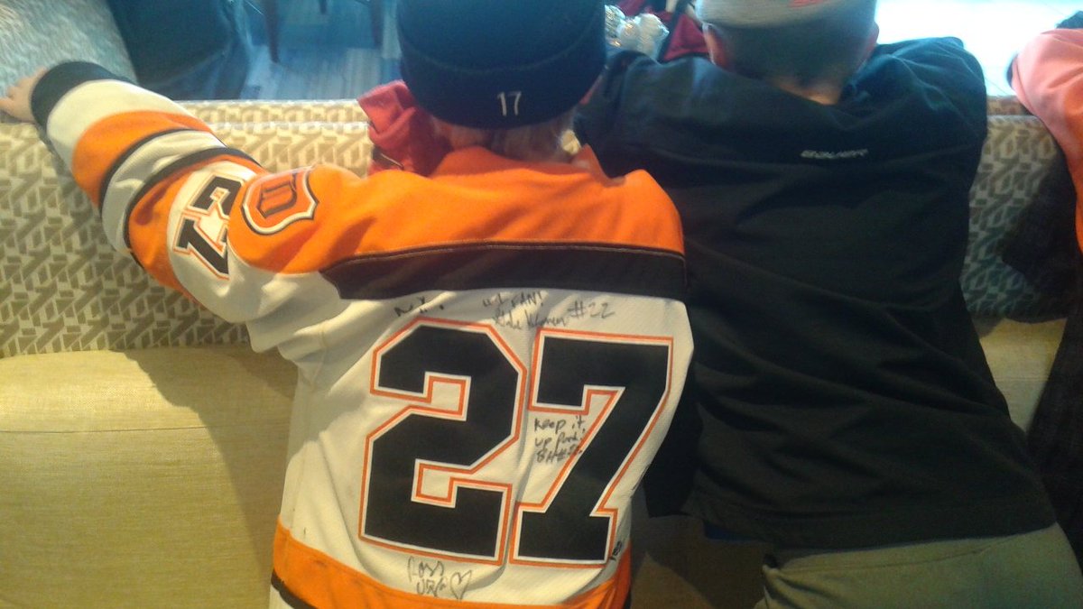Parker ready to cheer us on against Hermantown in his mini @BenMeyers27 jersey!!