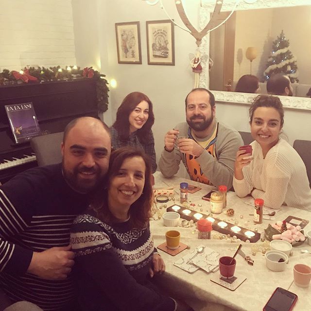andresdeltoro_'s tweet image. El chocolate con amigos sabe mejor #hotchocolatebar 🍫 ift.tt/2GkCHzq