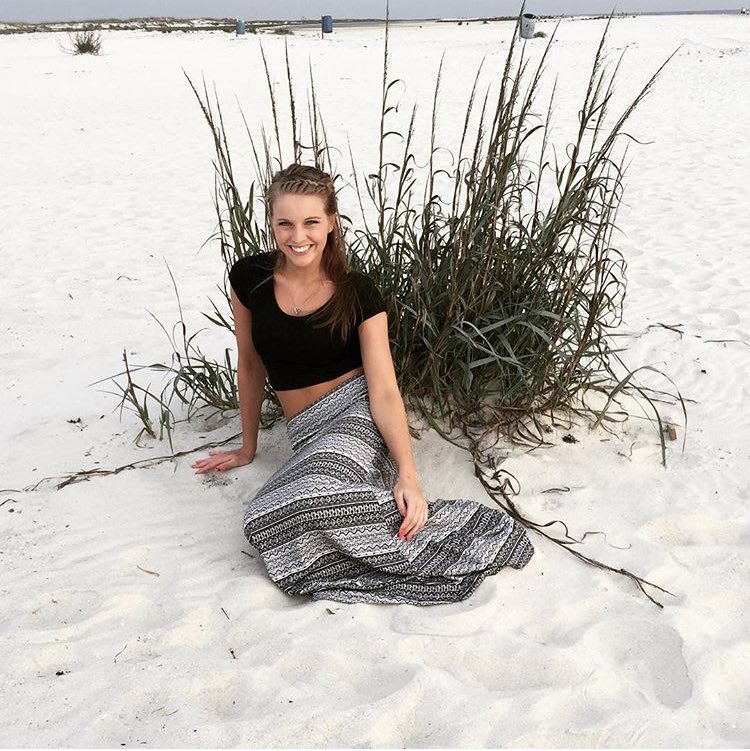 courtneydelph_'s tweet photo. #HowHardPubertyHitMe https://t.co/bozzbWsWi8