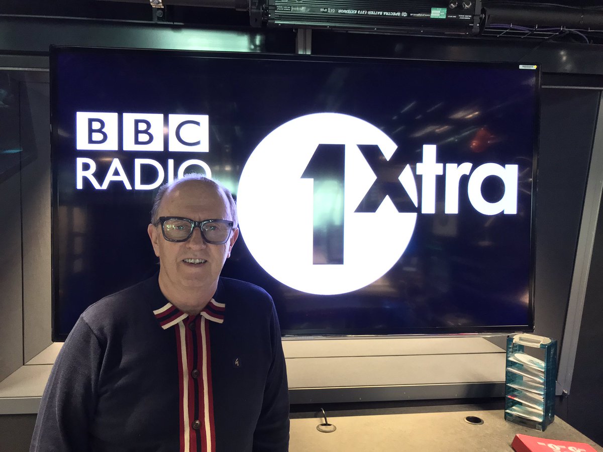 DavidRodigan's tweet photo. 🎙Which songs made the bell 🛎ring in 2018❓Find out at 19.00GMT ⏰on BBC @1Xtra when I’ll be playing the Reggae📣 #Scorchers of the year; you can listen worldwide via @BBCSounds app download it your laptop or smart phone....🔊🔊 https://t.co/vXAIuPDfhT