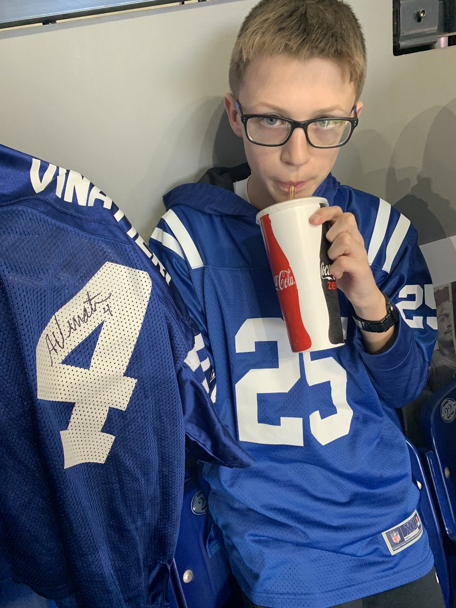 s_miller07's tweet photo. Thank you to the GOAT @adamvinatieri for making this kids year!!! @Colts #Coltshare #HeLovesMackToo #HeLovesAllColts https://t.co/hAWnrZrnZh