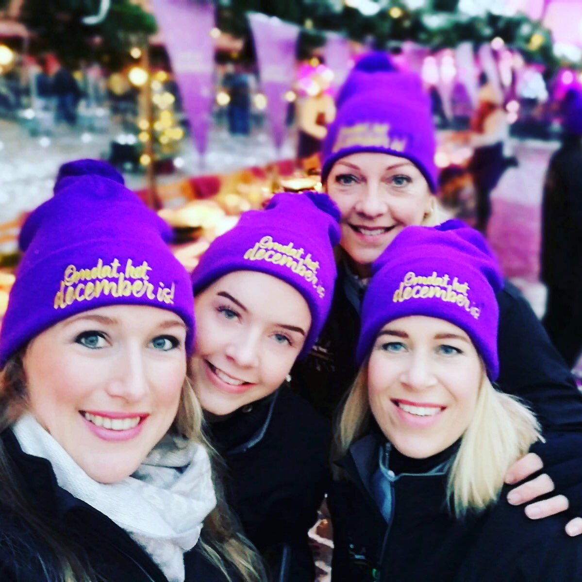 Vandaag waren wij aanwezig bij “de langste gourmettafel van Nederland” op de Vismarkt in Groningen. Leuke opdracht i.s.m.  Beaumonde Hospitality
