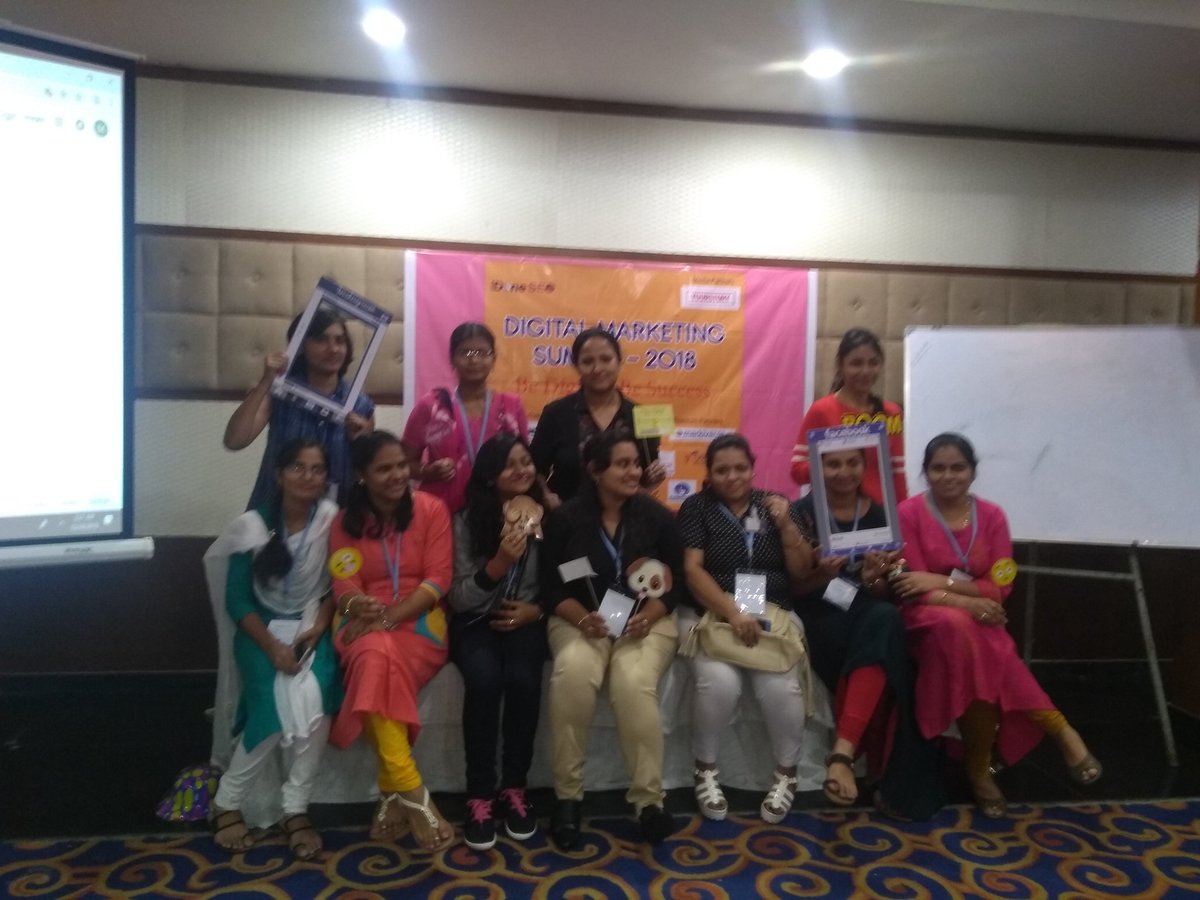 anisinghme's tweet photo. Let's celebrate the spirit of digital marketing😎 #digitalmarketingday #digitalmarketing #dsm2018 #digitalplank @digitalplank @singhani07 @semrush #digitalmarketingsummit2018 #entrepreneur #digitalmarketingagency #semrush https://t.co/BoqymHSZTY