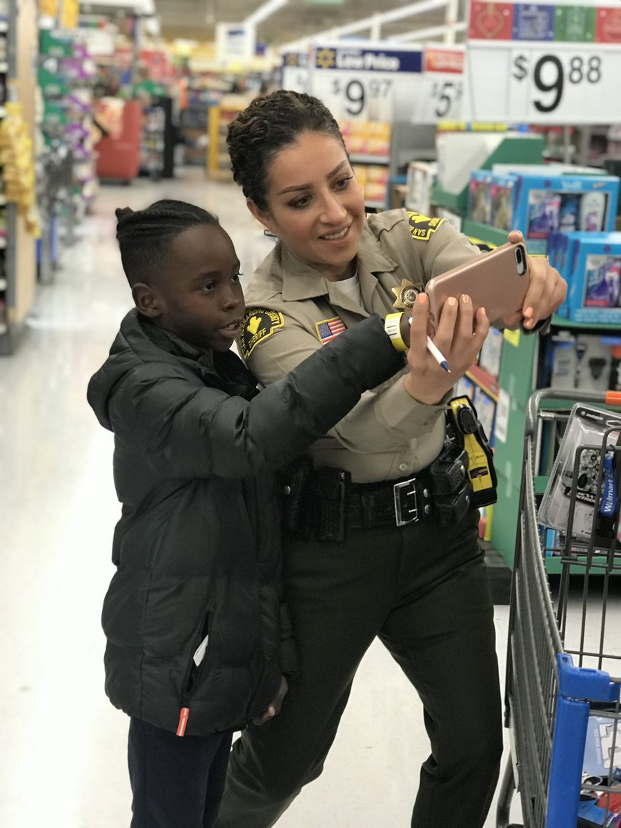 sebasbcounty's tweet photo. And that’s a wrap for our 15 Holiday #ShopWithACop events—what an amazing last two weeks! Thank you to all our members and everybody who donated or volunteered their time to spread a little holiday joy this year #SEBAStrong https://t.co/oYbuOPHrIR