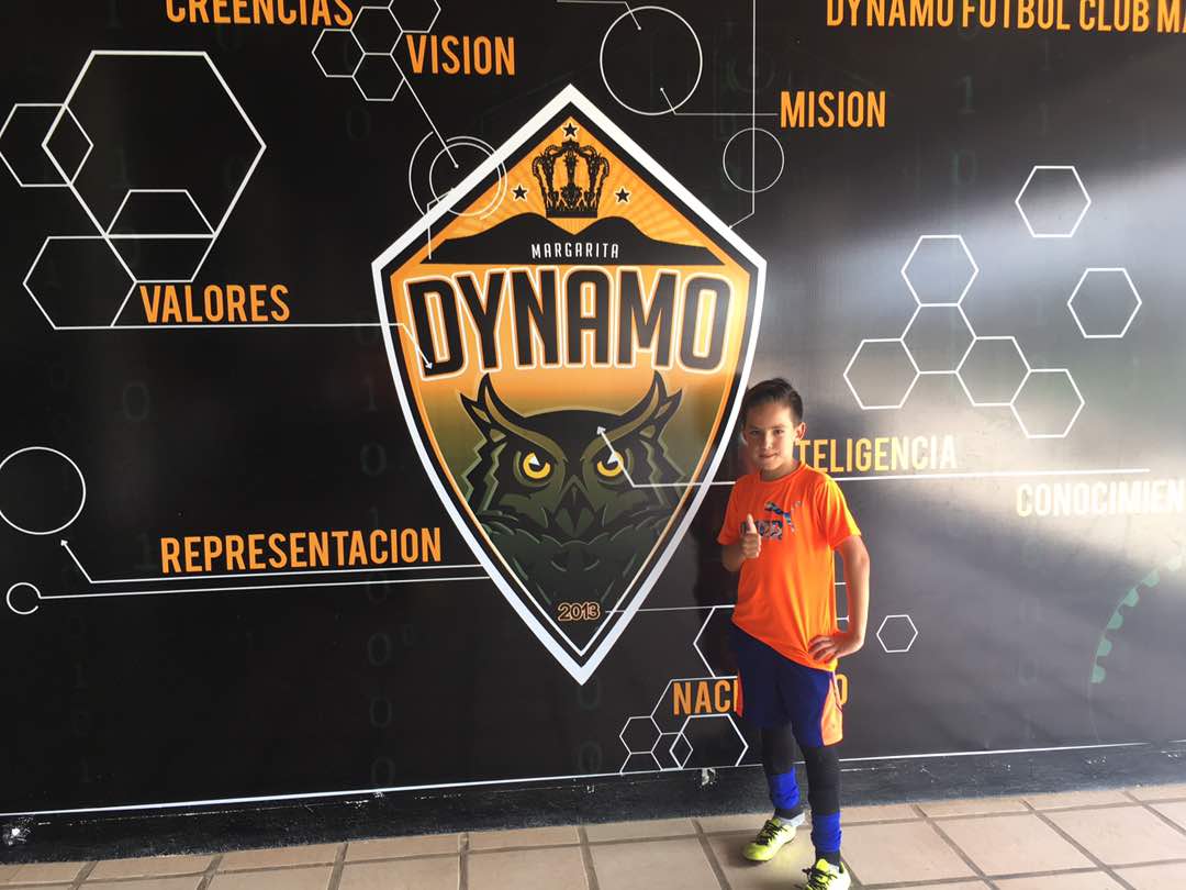 DanteRivasQ's tweet photo. Quiero felicitar al Dynamo Fútbol Club Margarita @DynamoFCM por resultar campeones en el torneo internacional #CopaCiudadBogotá Ustedes son orgullo margariteño, gracias por dejar en alto a #Venezuela y a nuestra hermosa tierra insular! Sigan adelante! https://t.co/DGz10ovOy7