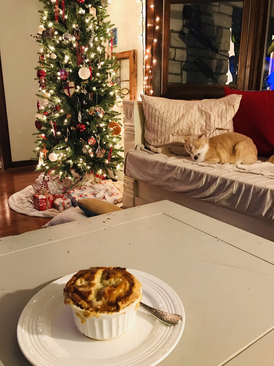 KeliSherrina's tweet photo. Meanwhile, in the Hill Country. #hohoho #alwaysfromscratch https://t.co/azUNeNlVsP