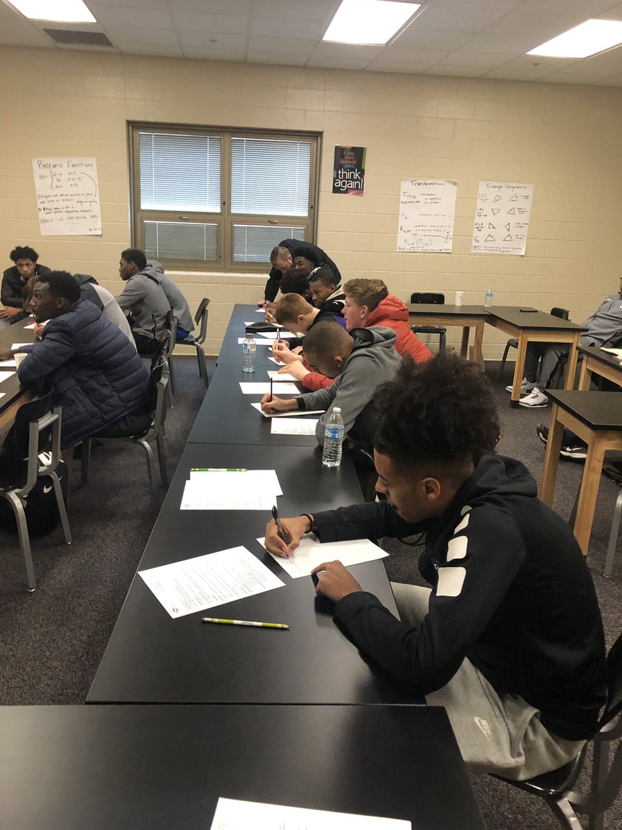 PNBasketball's tweet photo. We definitely got better today!! 
Special thanks to @saundee4 and The Saunders Company for coming by and facilitating their Media Matters Seminar today!! #SocialMediaTips #InterviewTraining #TeamBuilding #OurCharacter #OurBrand #OurFuture #DNA #MoreThanHoop https://t.co/C2JKuQTp8L