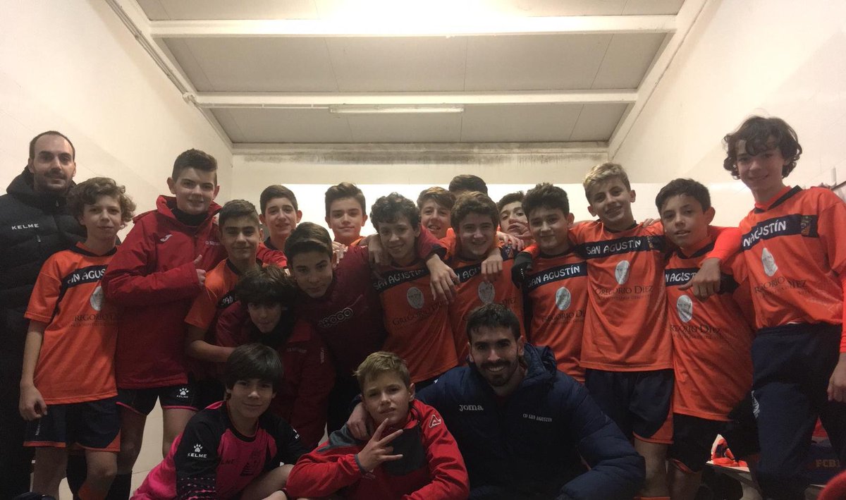 CD_San_Agustin's tweet photo. Nuestro Infantil A suma 3 puntos de oro contra un combativo Simancas, para ganar confianza y seguir mejorando

@VillaSimancas 1 - 6 Infantil A https://t.co/w2SJlfavHC