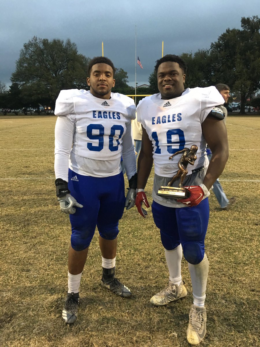 tmjohnnyy's tweet photo. great saturday of football🤞🏾 appreciate #RedStickBowl for the opportunity! https://t.co/ndYvgO4XNZ