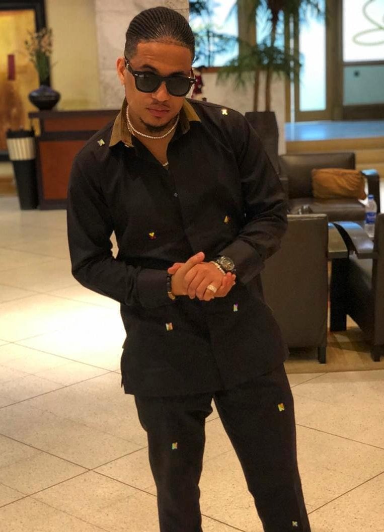 iamricoswavey's tweet image. Call me Papi, call me Ricky, call me Zaddy, call me Master I'm your Sugar Boy! No be only sugar boi..smh. Anyway beautiful people am here live at the #tfaa2018 #TheFutureProject #TheFutureAward #ricoswavey #ricorangers 
Fresh and clean coming soon new release