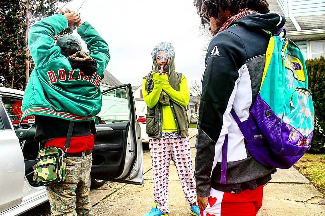 KNDimensions's tweet photo. 9 Production House. Win 🤮🤮😤😤🚀❄️🚀❄️❄️❄️ #9productionhouse #koolnewdimensions #forthe9 #pigeonsandplanes #rappers #nojumper #wshh #qcthelabel #adultswim #808mafia #freebandz #music #lyricallemonade #erisemanagement #eardrummers #undergroundhiphop #thefader #nycrapper https://t.co/Lk1EUDZ7q8