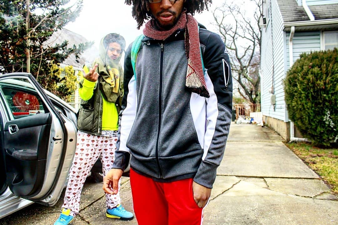 KNDimensions's tweet photo. 9 Production House. Win 🤮🤮😤😤🚀❄️🚀❄️❄️❄️ #9productionhouse #koolnewdimensions #forthe9 #pigeonsandplanes #rappers #nojumper #wshh #qcthelabel #adultswim #808mafia #freebandz #music #lyricallemonade #erisemanagement #eardrummers #undergroundhiphop #thefader #nycrapper https://t.co/Lk1EUDZ7q8
