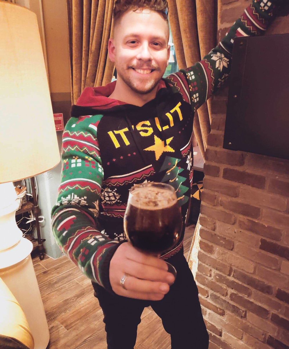 🎁12 DAYS OF XOHMAS🎁 
For day 5 we have a little treat for you! Here’s a cold boozy hot chocolate presented by our bar manager Kyle! An easy and delicious recipe! 
Check out Instagram and Facebook to learn how to make it!
Cheers!