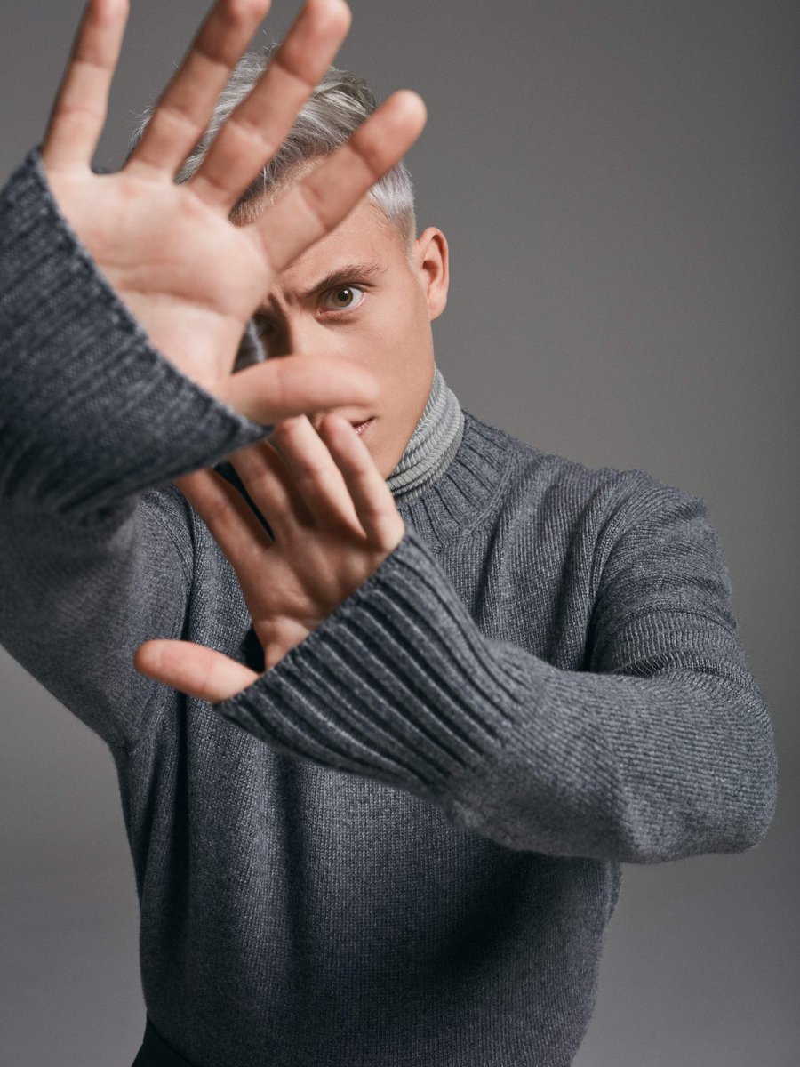 L0oiic's tweet photo. 🤚🏻 https://t.co/bvX5tQaIHR
