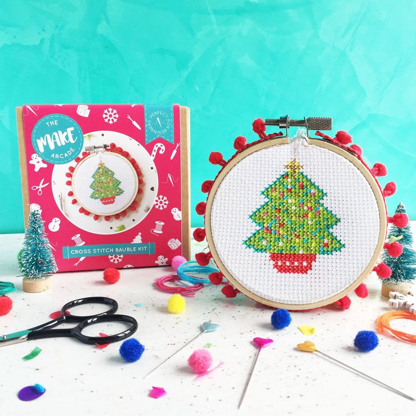 FrecklesandDots's tweet photo. This week's #SundayFavourites post is on the blog now, and it's packed full of colourful Christmas inspiration! https://t.co/o9ewAQsBoI #christmas #christmas2018 #xmas #blogmas #festive #crafts #food #recipes #lbloggers #ukbloggers #craftybloggers #bloggerstribe #psbloggers https://t.co/1z5LiwMTHY