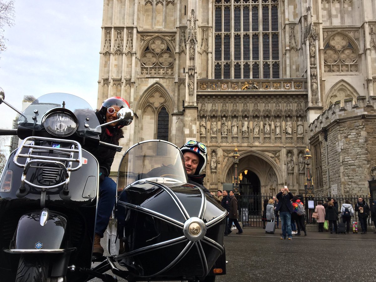 SideCarCity's tweet photo. Pittstop outside the local church- but a very quick one! #westministerabbey #londontour https://t.co/1yobTy8HCV