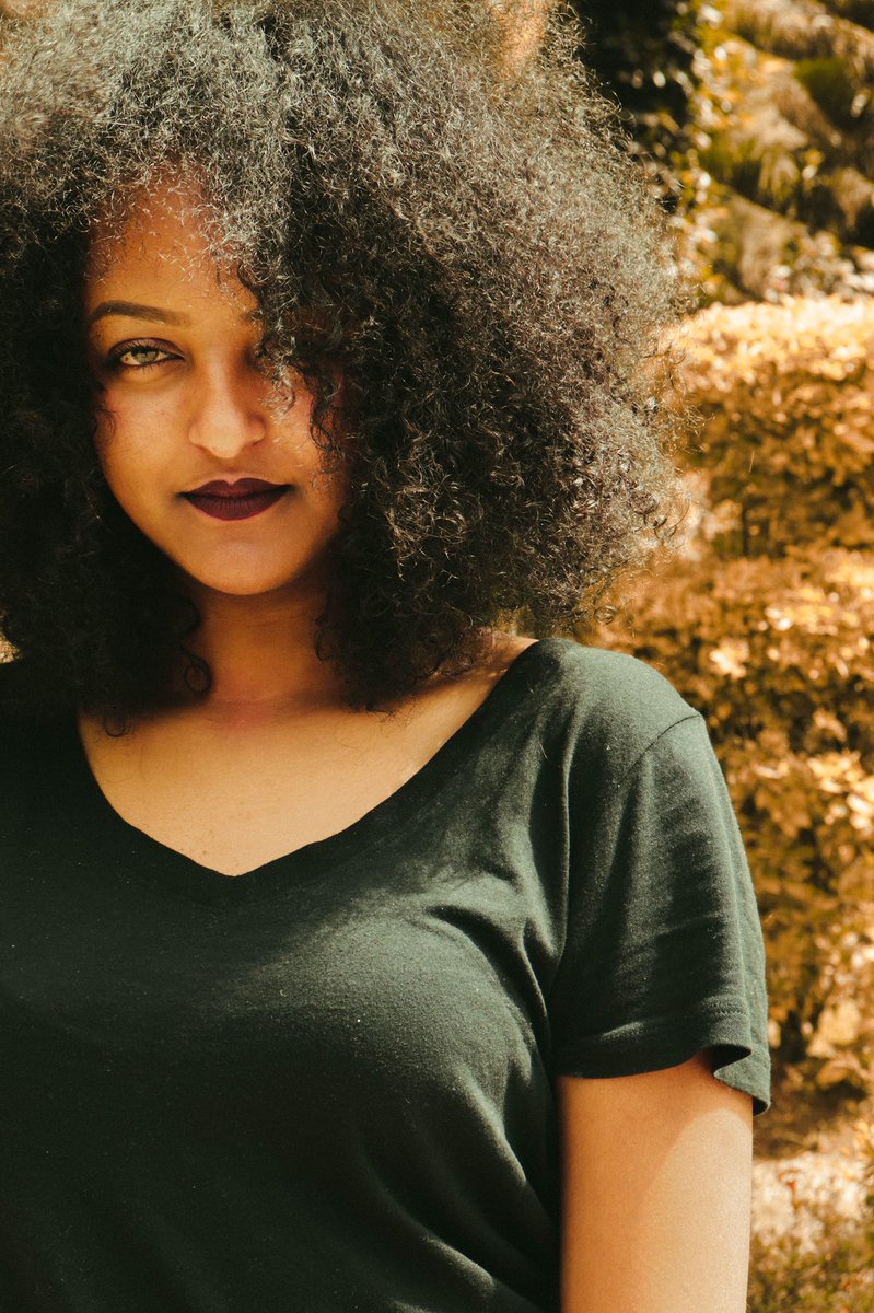 LeilenaFTekle's tweet photo. “Once you carry your own water, you will learn the value of every drop.” ~African proverb
👸🏽-Bezawit Asmamaw
#እኔጎፈሬነኝ #iAmGofere #goNatural #goAfro
•
•
#beautyphotographer #beautyphotography #beautyphoto #beautylover #beautygram #beautyretouch #retouch #retoucher https://t.co/CZh0dFuuL9