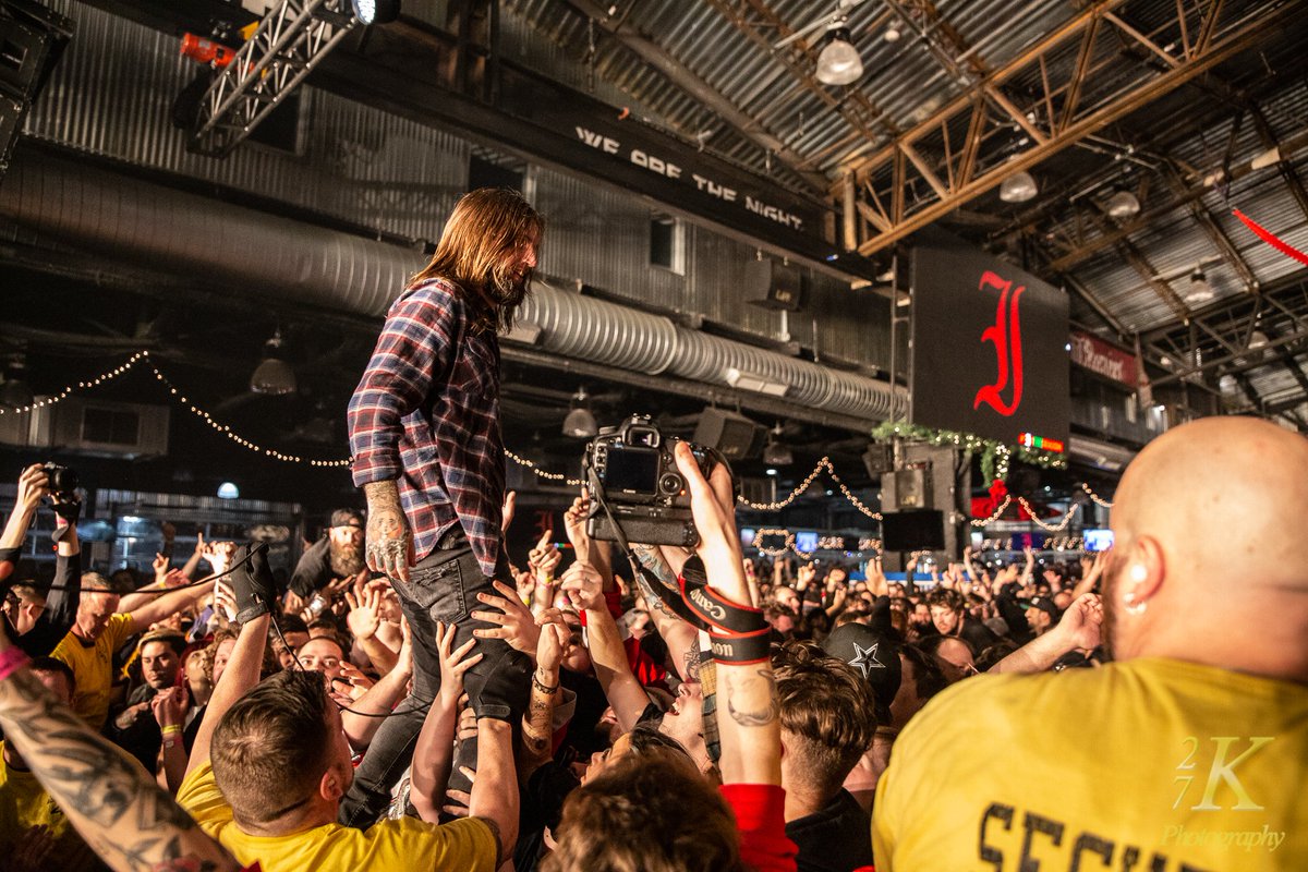 ConnersJim's tweet photo. Happy #TidTheSeaon with #EveryTimeIDie pics from the 2018 show, Buffalo knows how to party!

Full set of pics at https://t.co/KiHUI0qMUb

Another great show by @AfterDarkEvents 
@everytimeidie https://t.co/PElmXd28LX