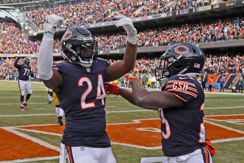 BleacherReport's tweet photo. The Bears finished last in the NFC North for four straight years.

Today they clinched 1st place 🐻 https://t.co/RPX0MAGQpt