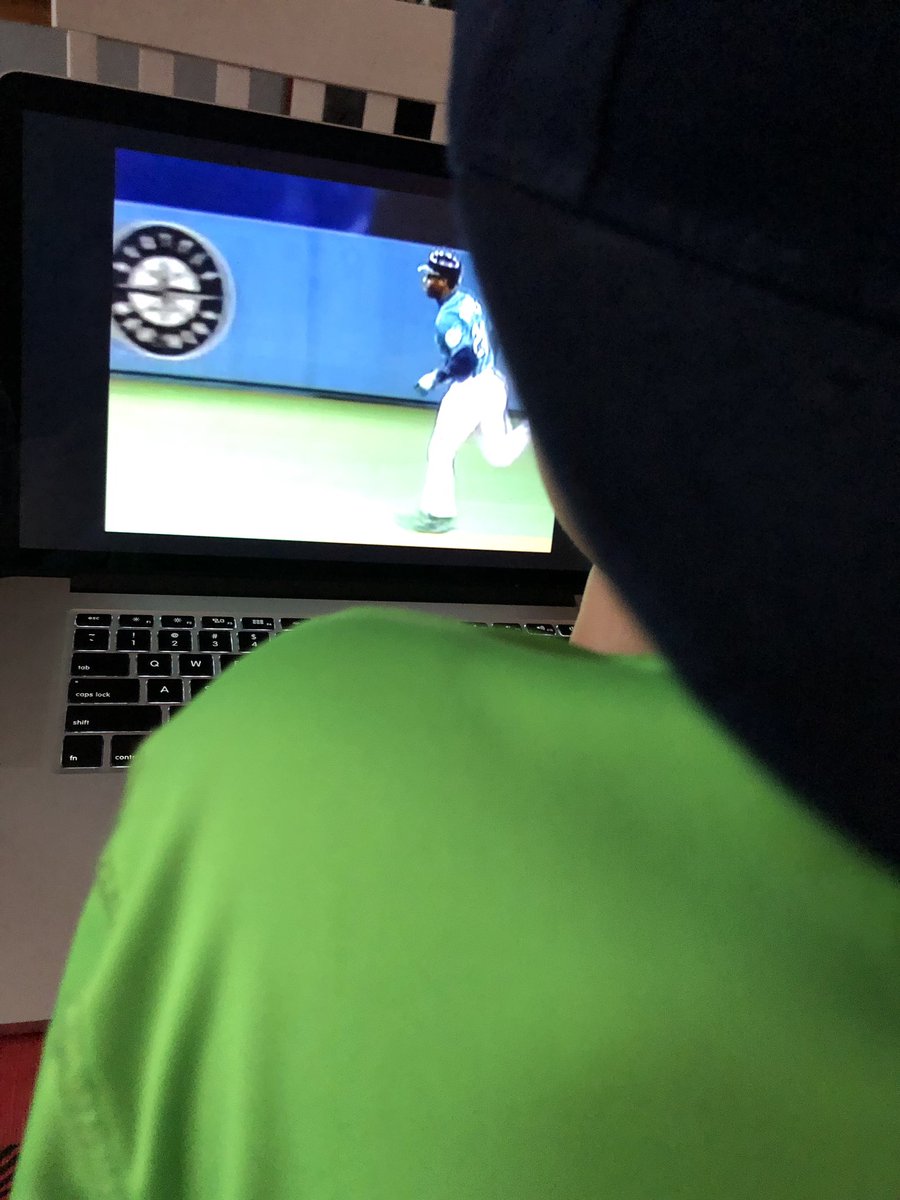 TrevorMilless's tweet photo. Itโs never a bad time to share Ken Griffey Jr highlights with a seven year old. #LearnEm https://t.co/XtCVa2KUum