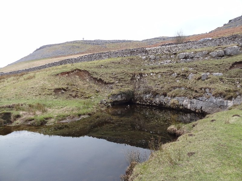 BrightAire's tweet photo. In Kingsdale today, introducing a friend to its underground and underwater ramifications. Rigging fun in Yordas Cave then into Swinsto Great Aven from Valley Entrance. #caves #caving #LCMLA https://t.co/Wnwkf2ap1B