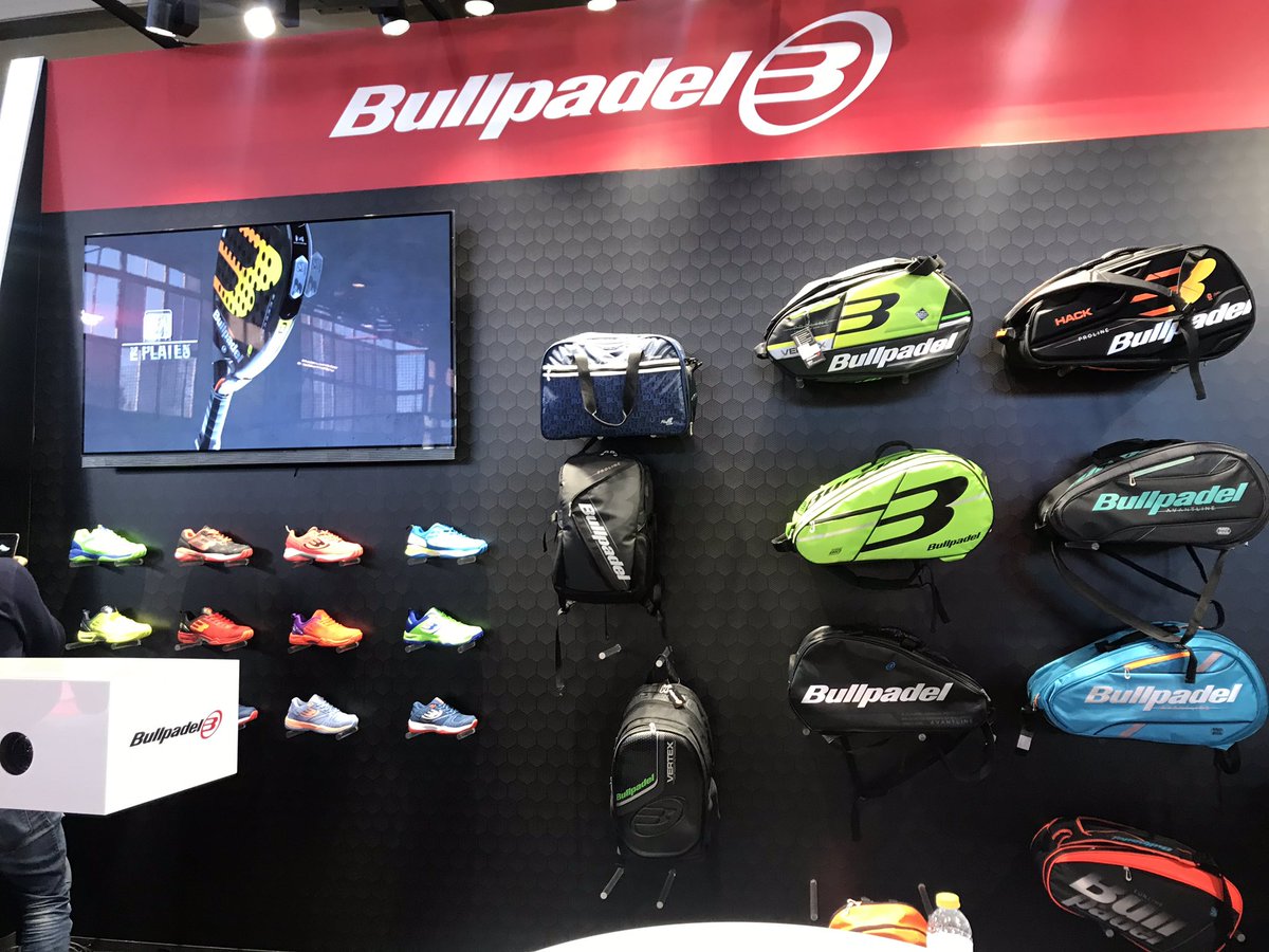 castrokike82's tweet photo. Como aficionado y apasionado de #Padel impresionante lo vivido en MADRID en #WPTMasterfFinal. EL PADEL SIGUE CRECIENDO 👏🎾🔝@infinityindoor @bullpadelsport https://t.co/xingn3iOWE