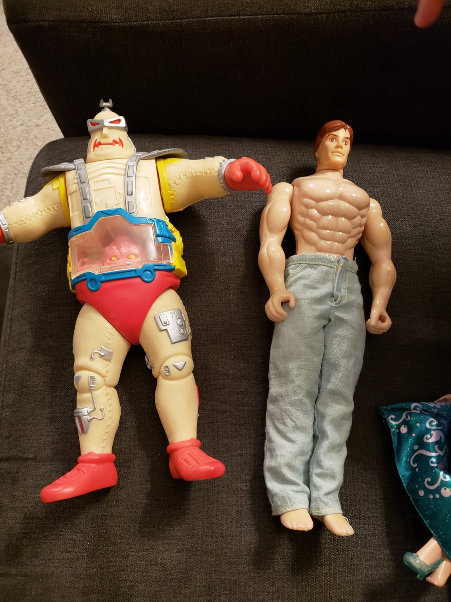 Tickthokk's tweet photo. You VS the guy she tells you not to worry about https://t.co/rWVJfGRTsl