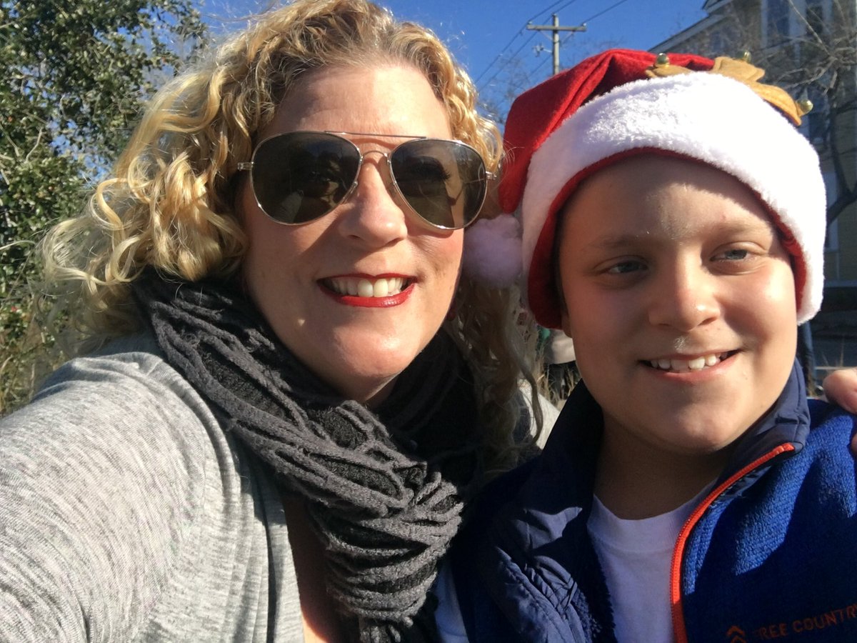 amandabc's tweet photo. Being in a parade is a lot more fun than watching it! πβ¨.
#happyholidays #charlestonholidayparade #backpackjournalists #charleston https://t.co/FzbS1JealS