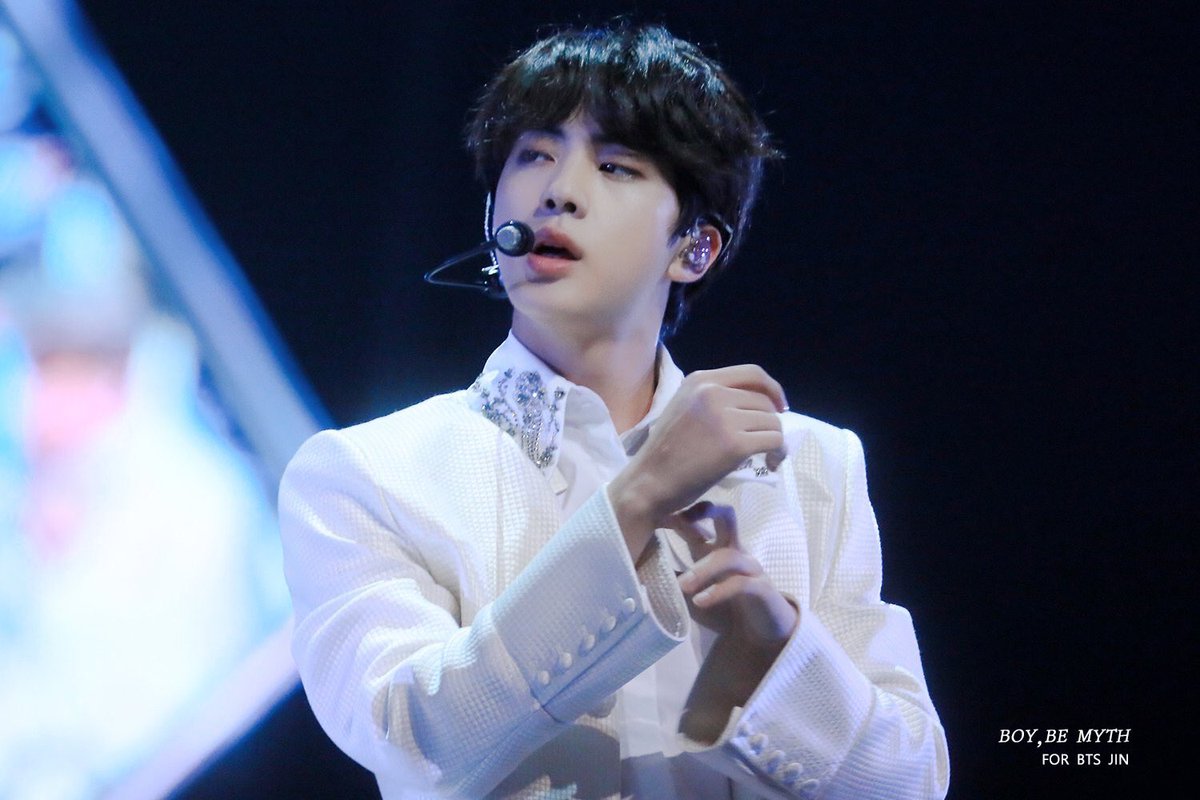 ratedseokjin's tweet photo. prince https://t.co/vMw5kX8jTN