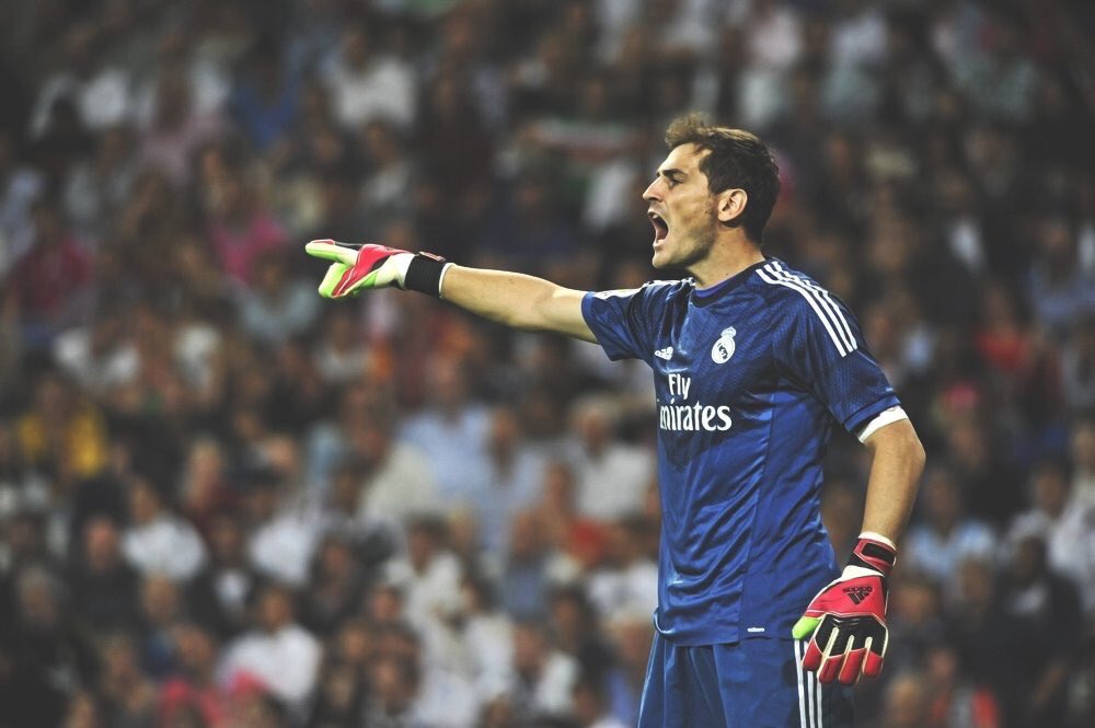 FourFourTweet's tweet photo. “According to a Portuguese newspaper someone (Mourinho) said that a player like me (37) is at the end of his career. Completely agree! My question for that newspaper: in the case of coaches, when and at what point do you see that they are at the end of theirs?”

- Iker Casillas https://t.co/excikhe70l