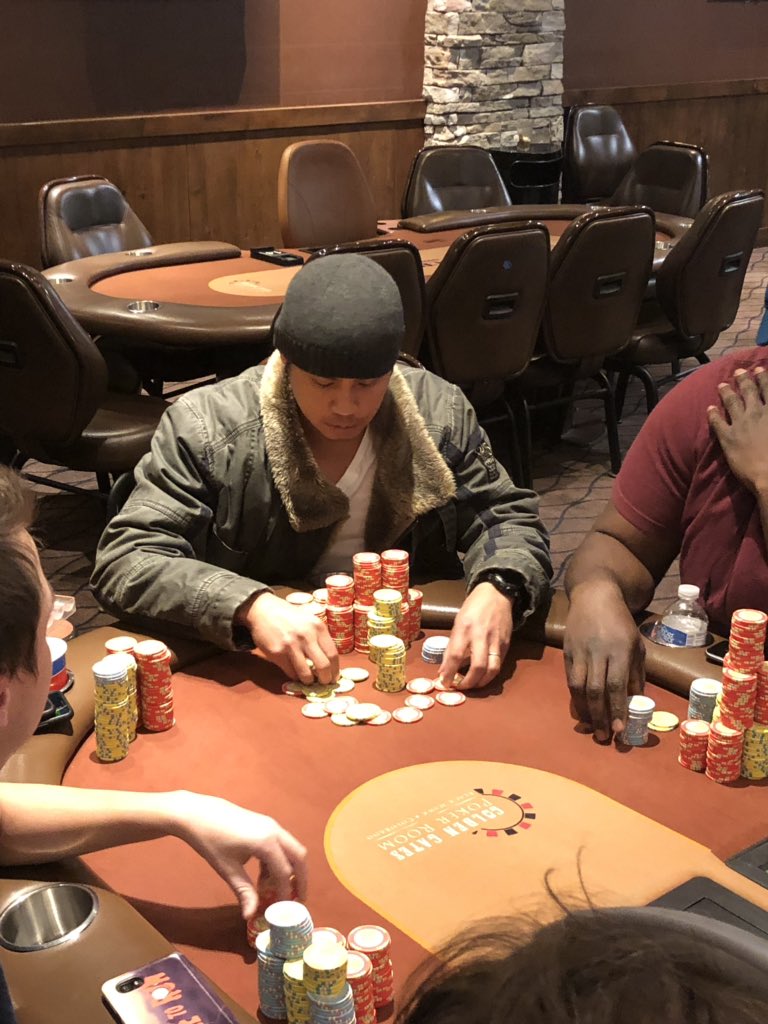 ShortStackMastr's tweet photo. 18 left @gates_poker #CPCMainEvent #KhoaNguyen is our CL right now with 1.3 https://t.co/pYdjefoLbo