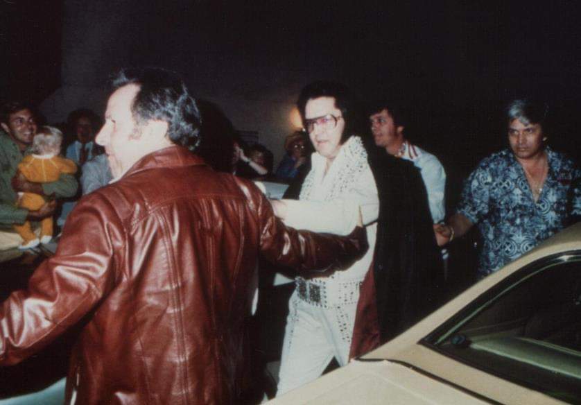 les_tones's tweet photo. #ElvisHistory palm Beach florida Feb 77 https://t.co/kzZYJS6s9t