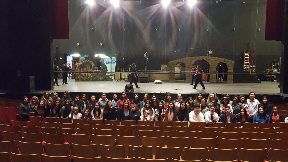 SSS AVID enjoyed a night at the theater to see "A Christmas Carol" #thisisavid #familythatplaystogether #collegebound