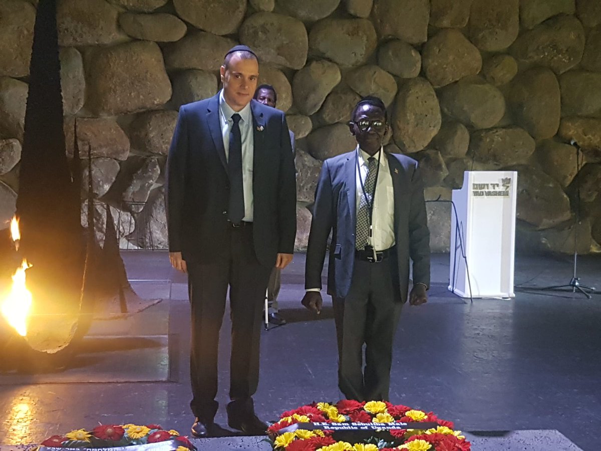 tamir_yaron's tweet photo. H.E. Ambassador Sam Sebuliba Male ambassador (non resident) of Uganda to Israel arrived to Israel for a short visit to present hi credentials  
Today the ambassador visited Yad Vashem holocaust memorial museum and pay his respect to the 6 millions murdered by the Nazis https://t.co/ChPtq4VnGB