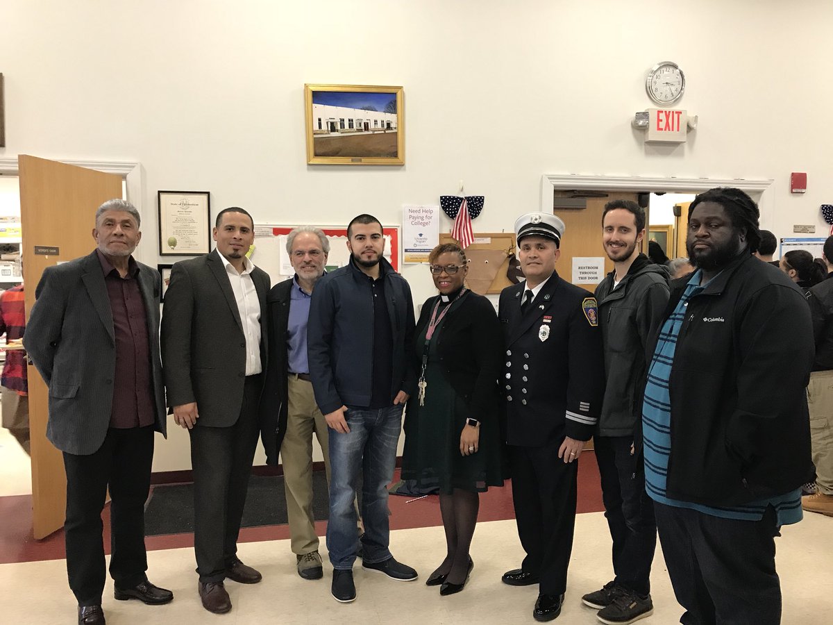 Faithbasedinit's tweet image. Annual Faith Based Initiative holiday party held at Saint Monica’s Episcopal Church. We were able to bless community kids with gifts 🎁. Thanks to the generous donations through Saint Monica’s, we also gifted new tablets and laptops. Thank you all for your support!